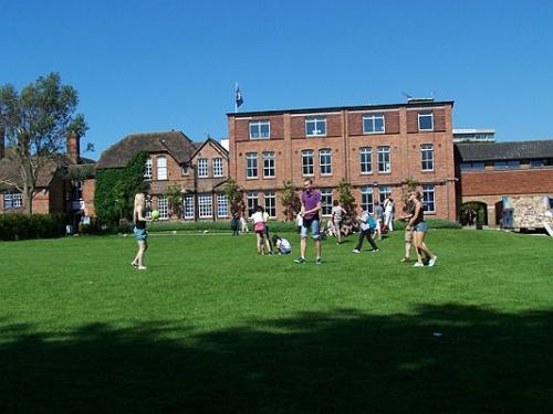 teesside uni library,Location and Accessibility